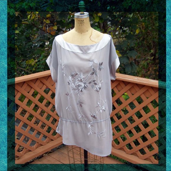 NEW size 8 Gorgeous Embroidered Tunic top by H&M - Picture 1 of 12